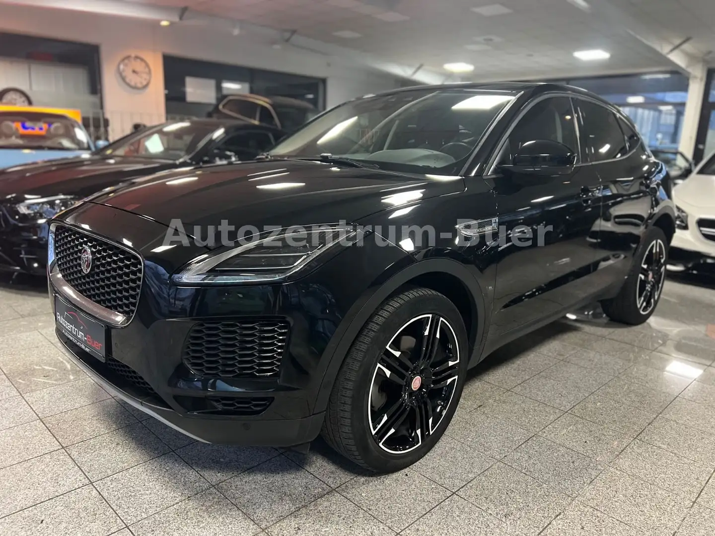 Jaguar E-Pace E-PACE S AWD Matrix Keyless-Go Schwarz - 2