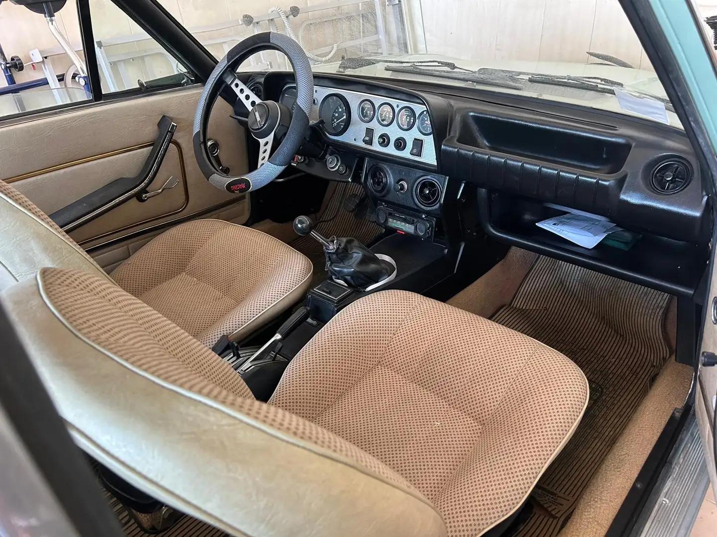 Fiat 124 Coupè sport Grün - 1