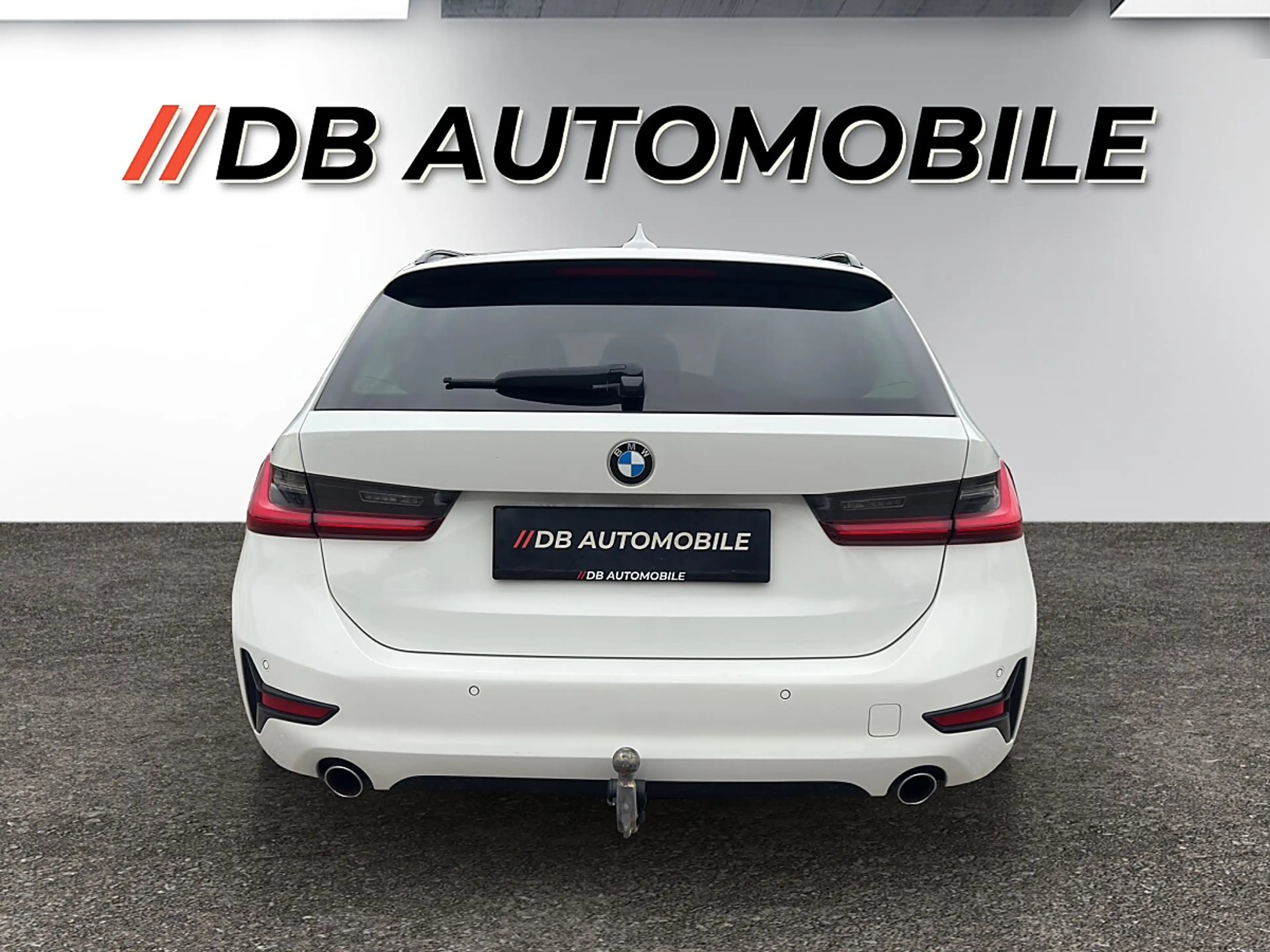 BMW 318 d Touring M-Packet *ACC*Lineasist*AHK*Virtual C... — photo 6