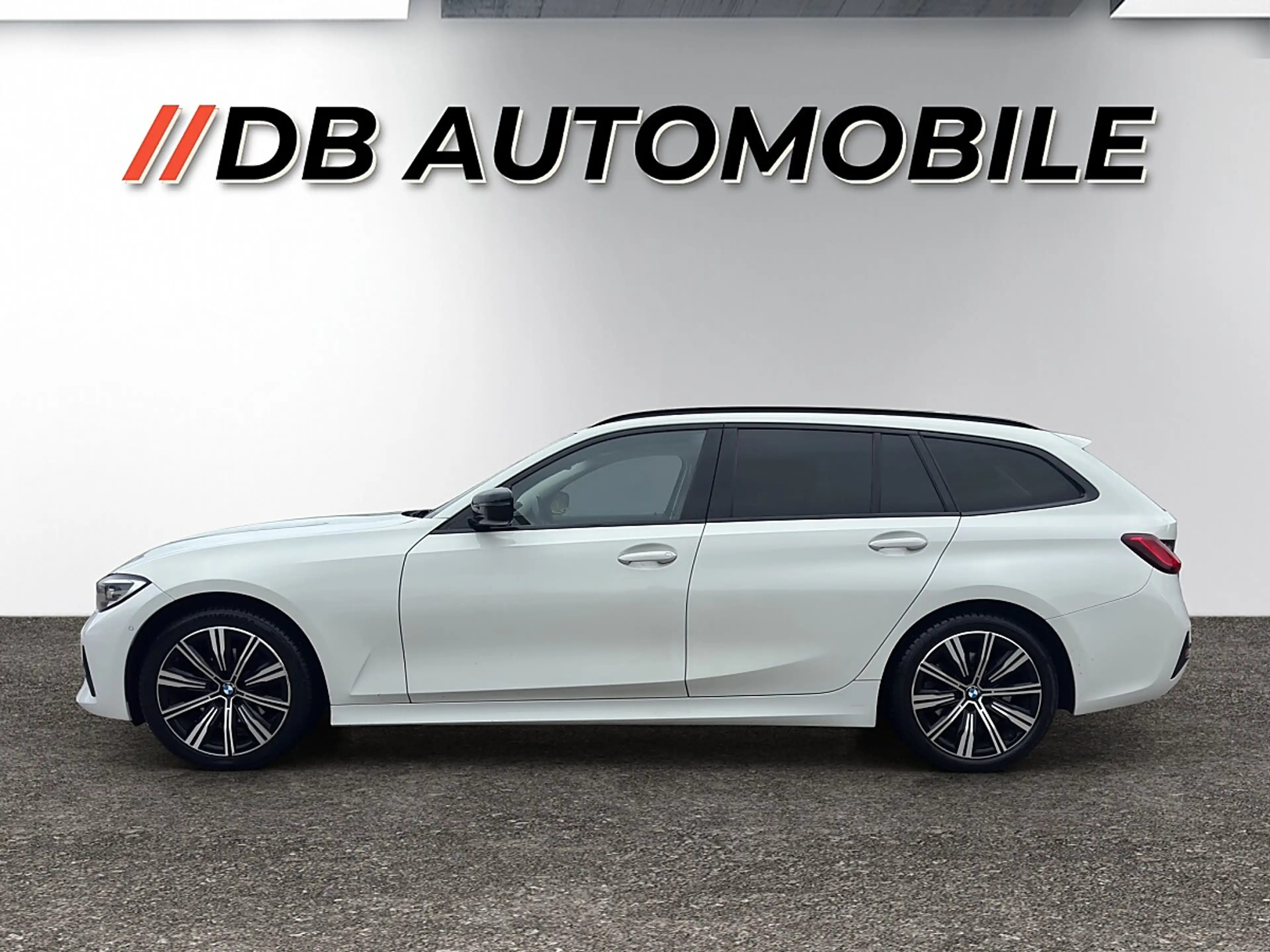BMW 318 d Touring M-Packet *ACC*Lineasist*AHK*Virtual C... — photo 8