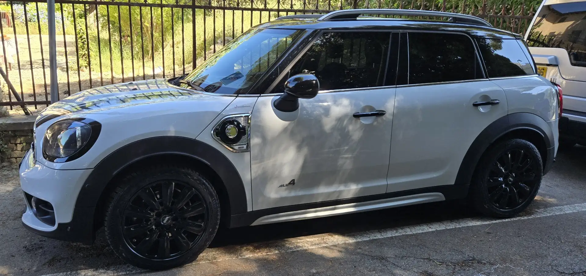 MINI Cooper Countryman 1.5 Hype all4 auto - 1