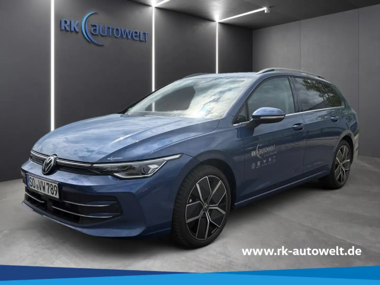 Volkswagen Golf Variant 8 VIII Style 1,5 l eTSI DSG AHK Panodach Blau - 1