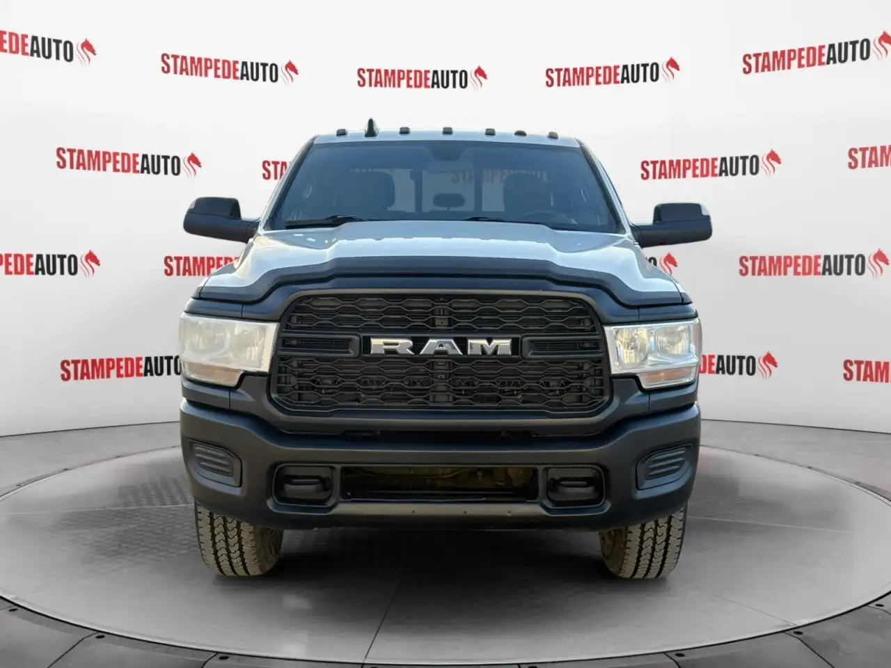 RAM 3500 снимка RAM 3500