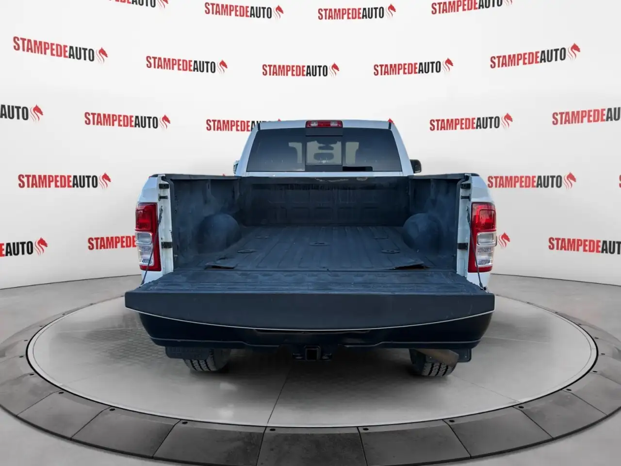 RAM 3500 снимка RAM 3500
