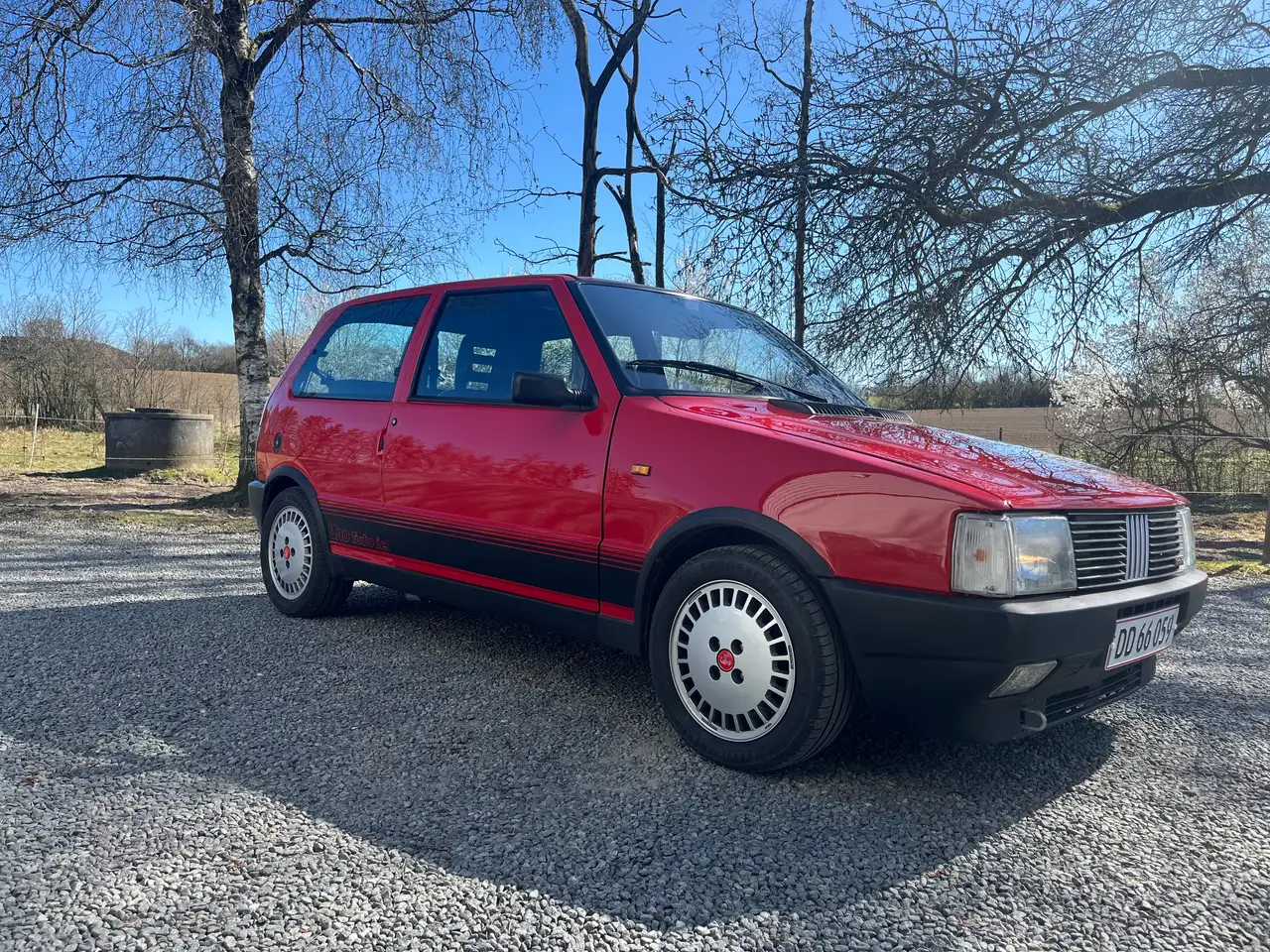 Fiat Uno Turbo i.e., foto 2