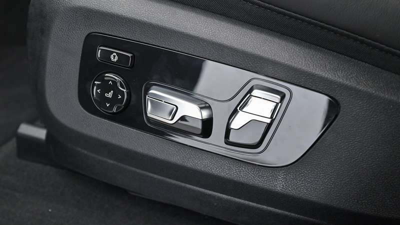 BMW X6 xDrive30d M-Sportpaket Pro — photo 12