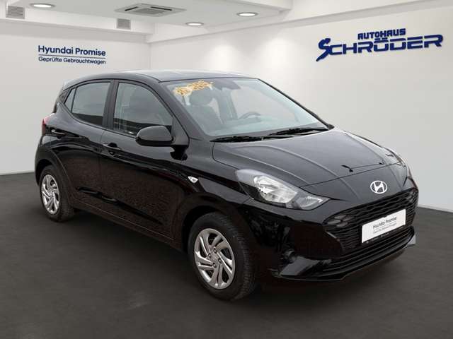 Hyundai i10 1.0 Select Allwetter Navigation Kamera Klima