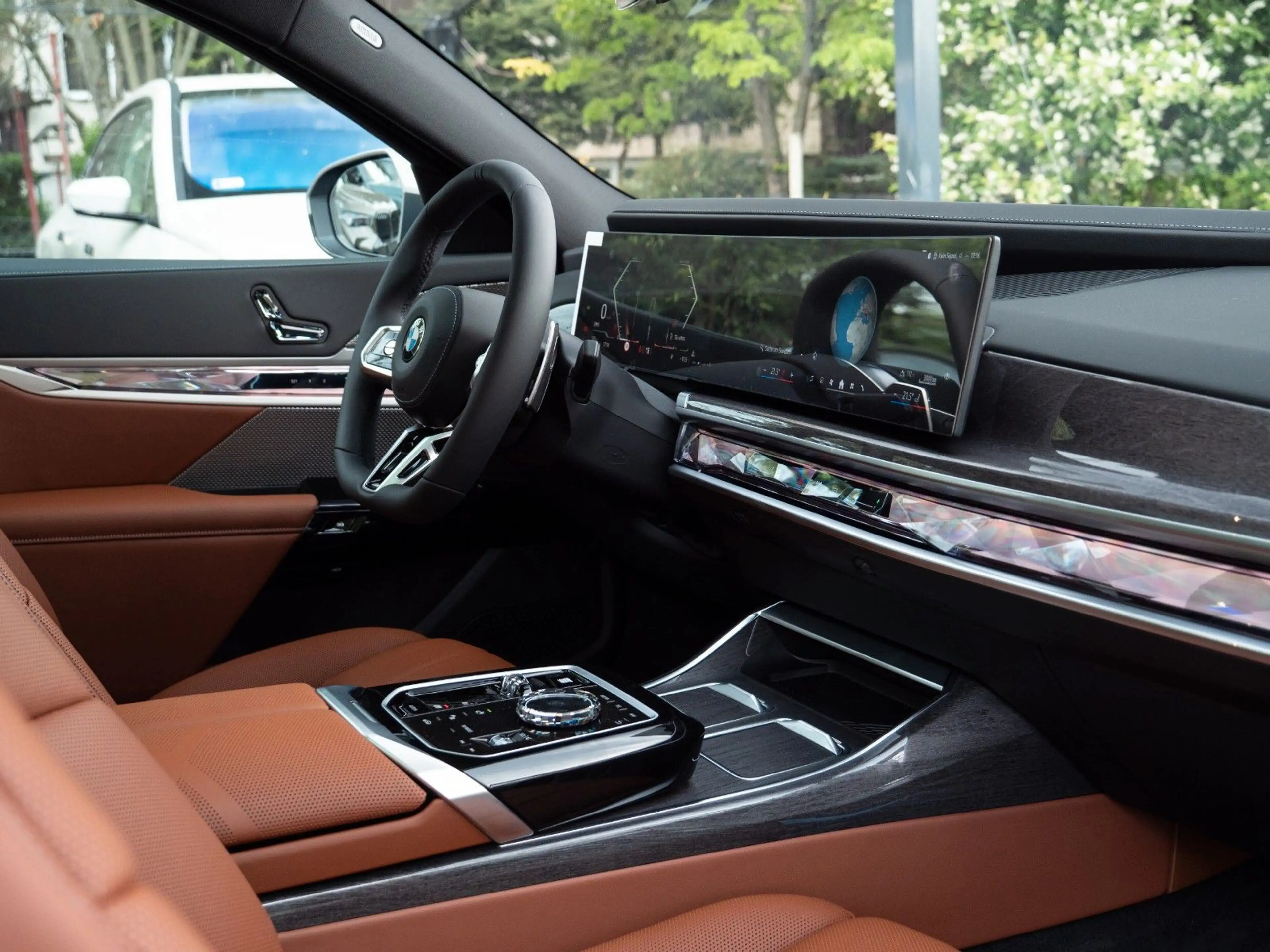 BMW 740 d M SPORT.MASSAGE.DR.ASS.PRO.SKY.5/100 — photo 15