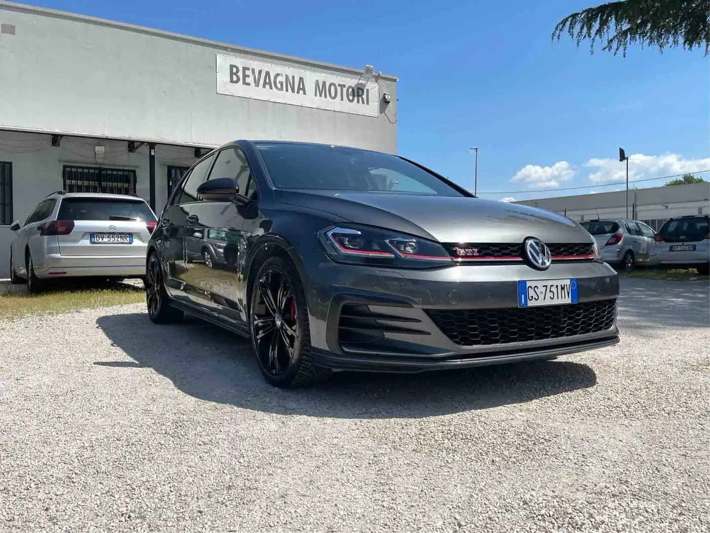 Volkswagen Golf GTI Golf 5p 2.0 tsi Gti Performance 245cv dsg Gris - 1