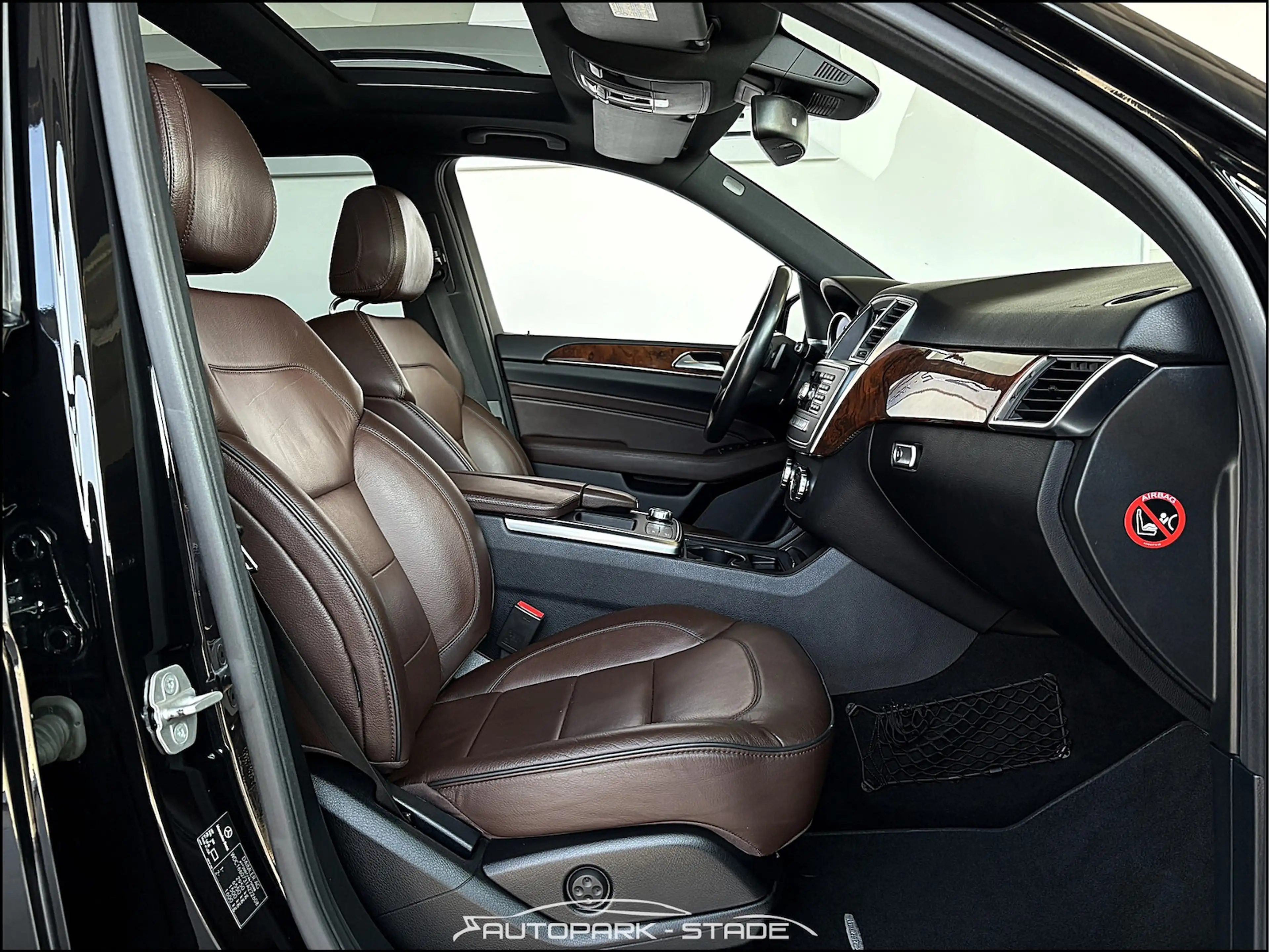 Mercedes-Benz ML 500 BlueEfficiency 4Matic — photo 10