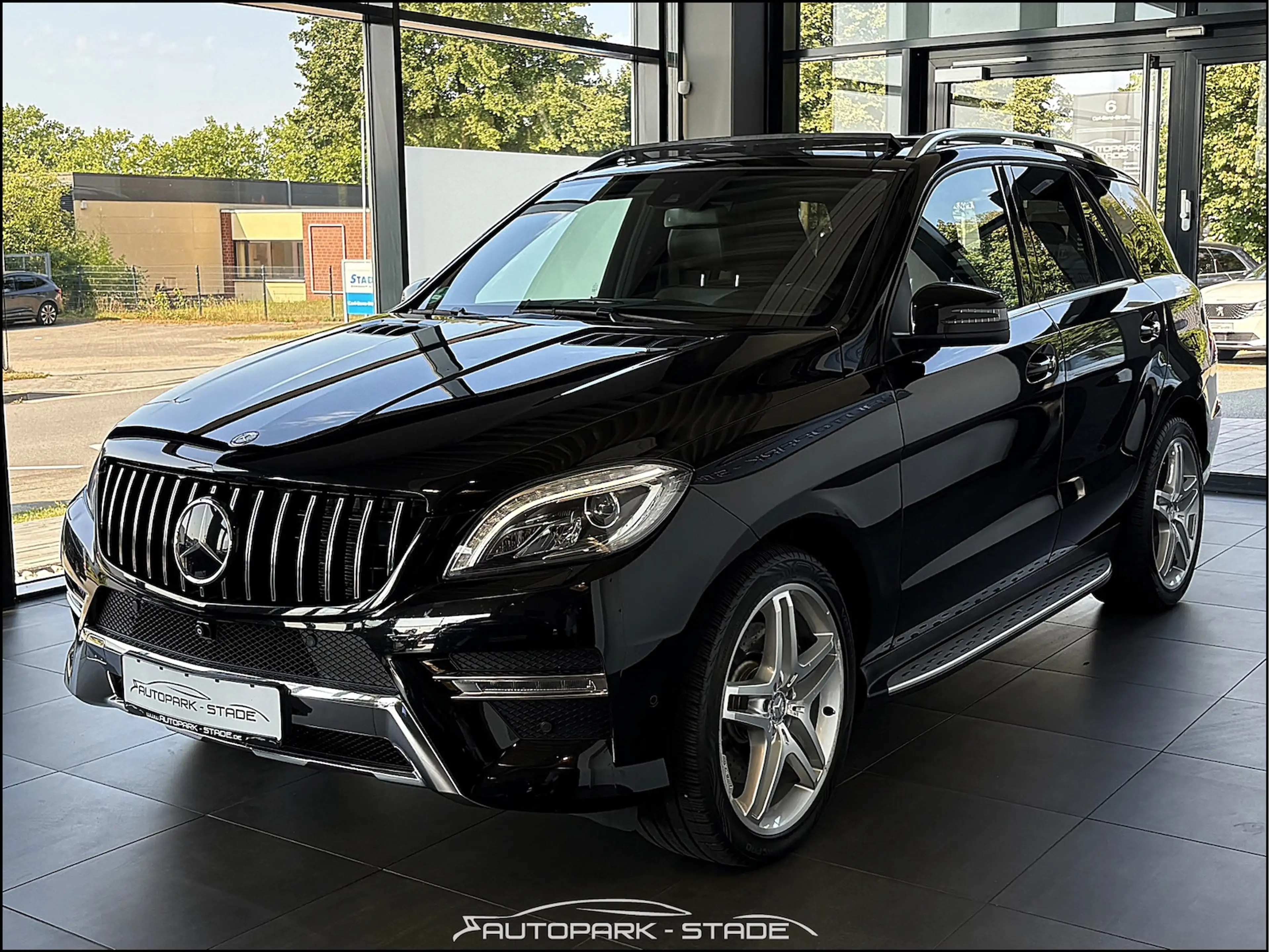 Mercedes-Benz ML 500 BlueEfficiency 4Matic — photo 7
