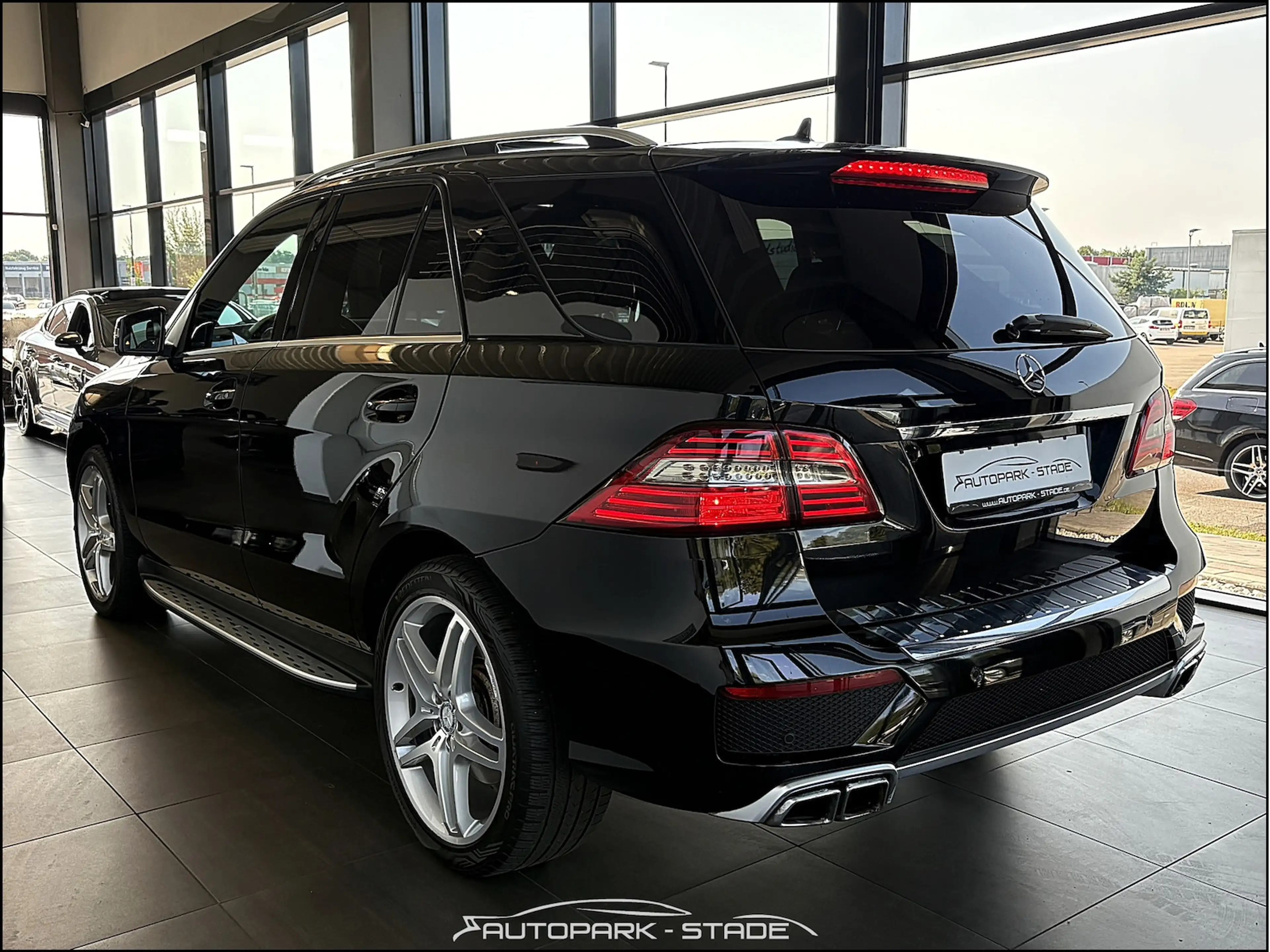 Mercedes-Benz ML 500 BlueEfficiency 4Matic — photo 9