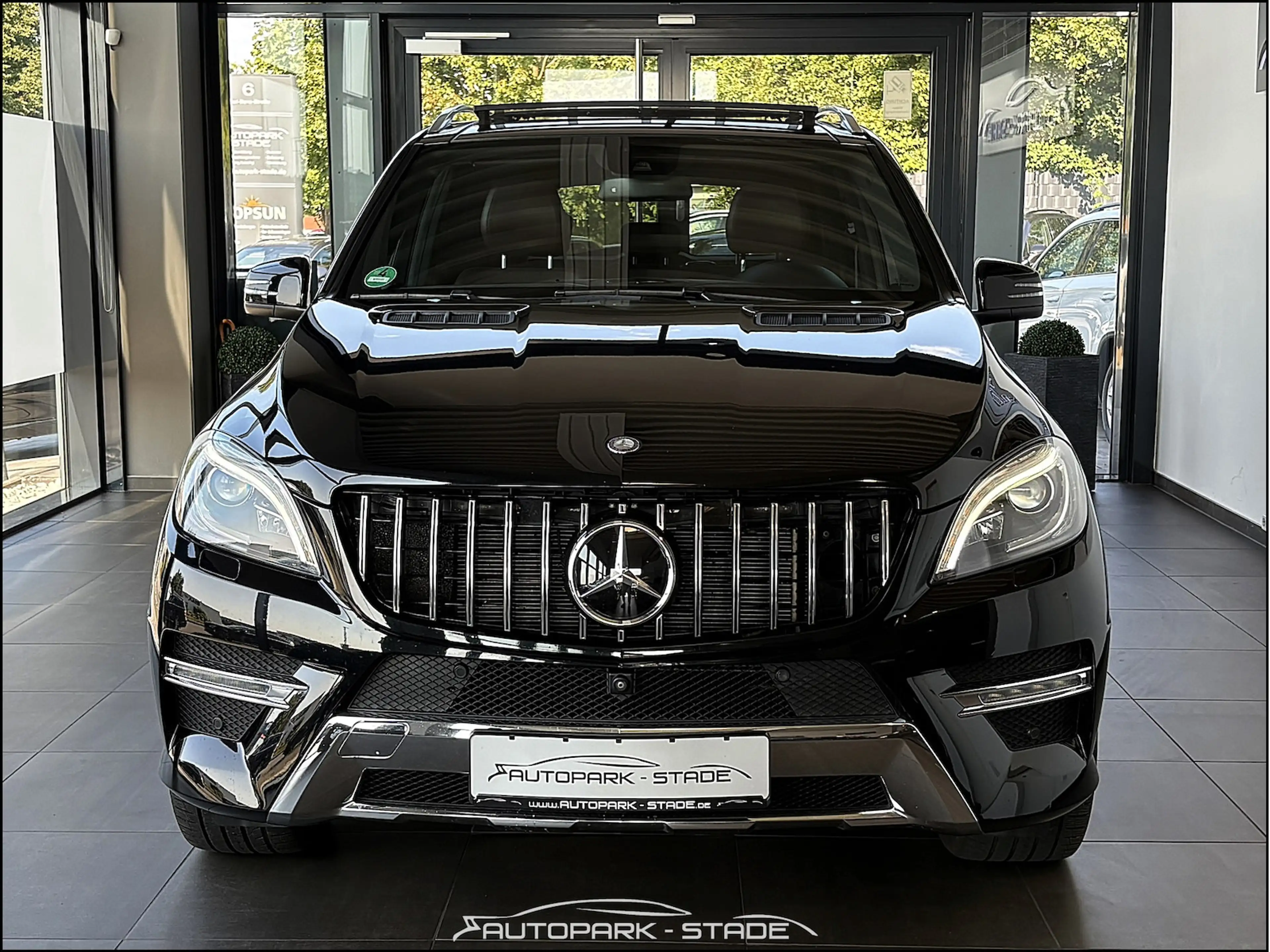 Mercedes-Benz ML 500 BlueEfficiency 4Matic — photo 4