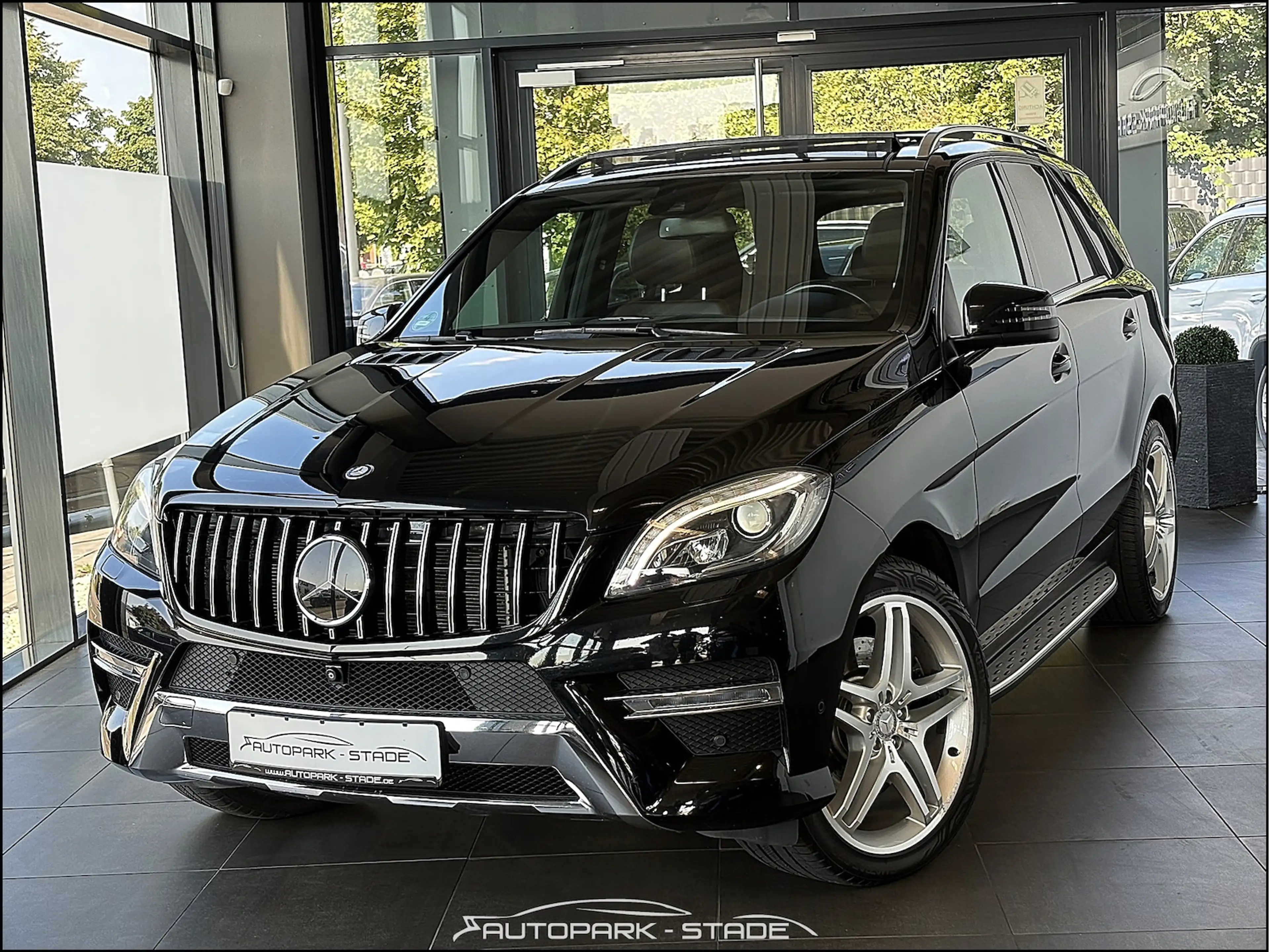 Mercedes-Benz ML 500 BlueEfficiency 4Matic — photo 2