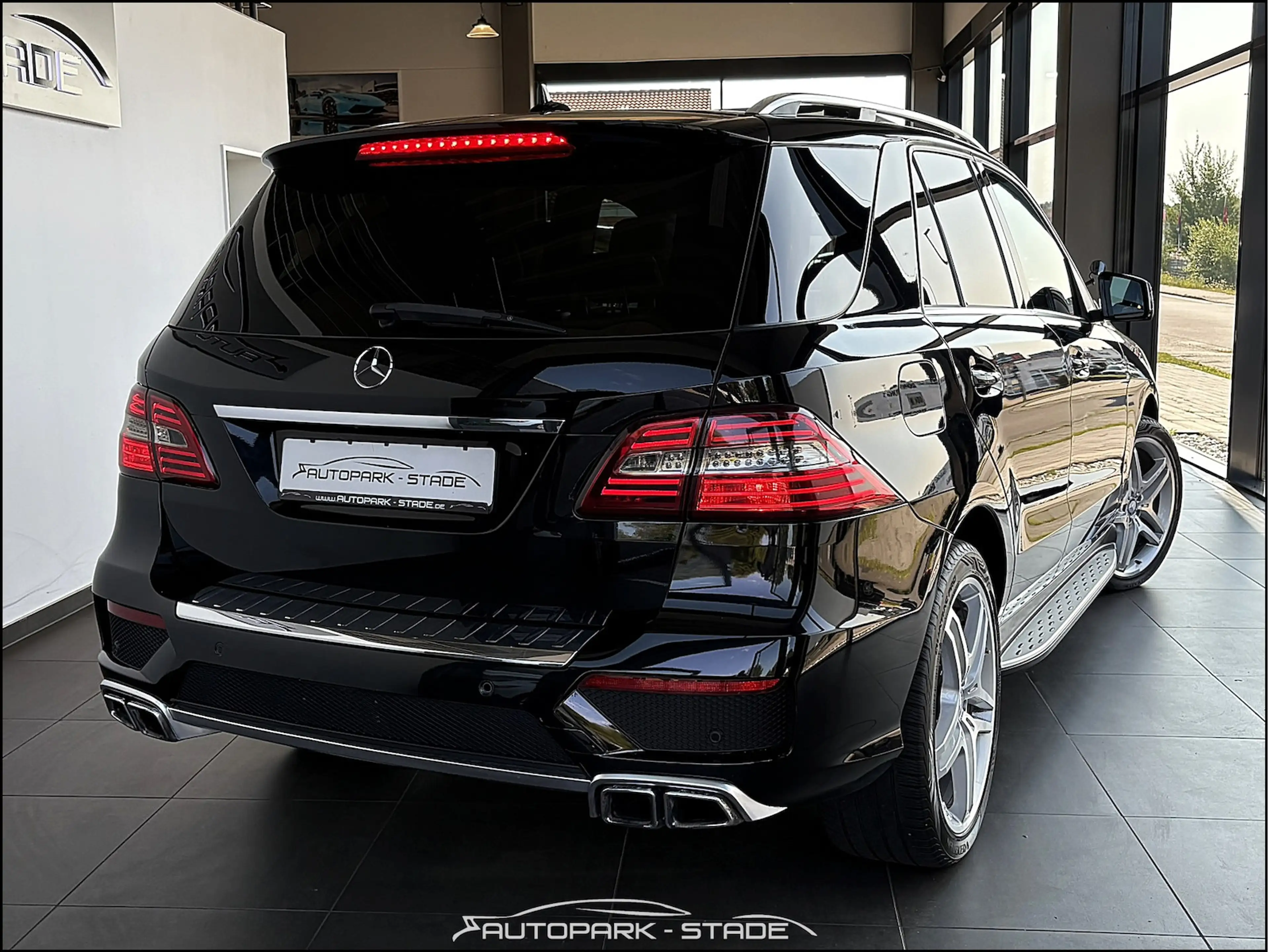 Mercedes-Benz ML 500 BlueEfficiency 4Matic — photo 3