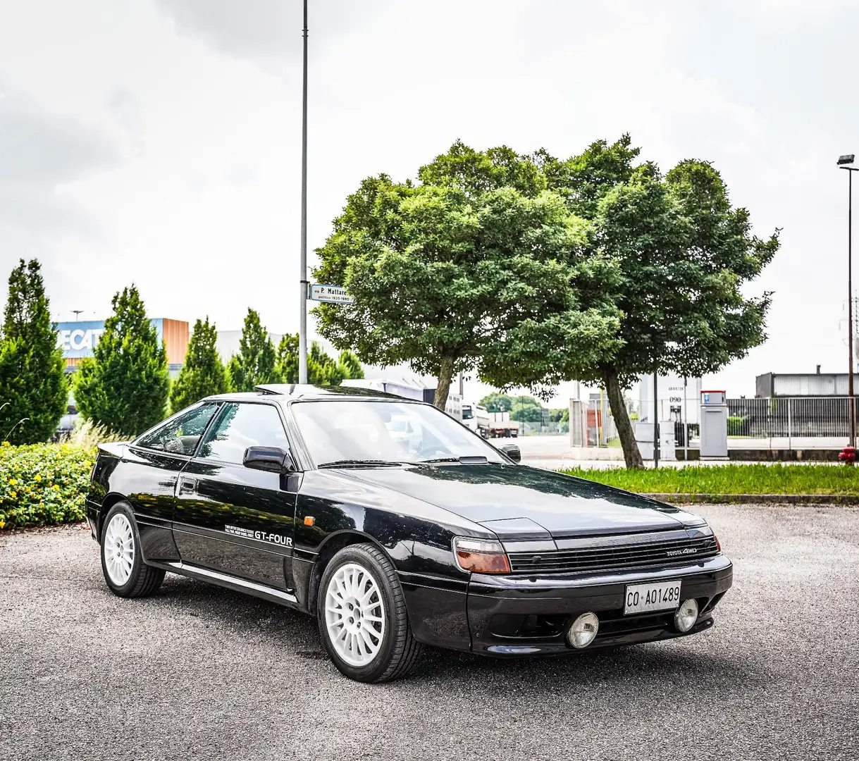 Toyota Celica 3p 2.0 GT Four ST165 - 1