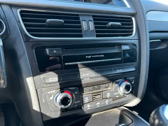 Audi A4 view 27