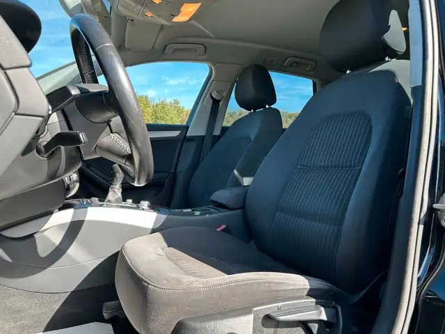 Audi A4 view 16