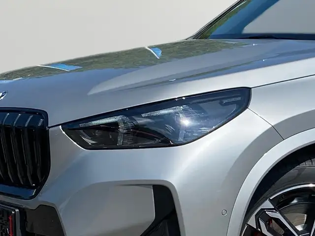 BMW X1 view 5