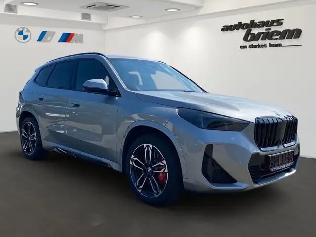 BMW X1 view 2