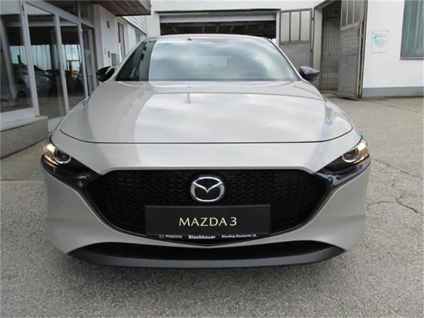 Mazda 2 05 3 5HB .5L e-SKYACTIV G 140ps 6MT WD NA - 2