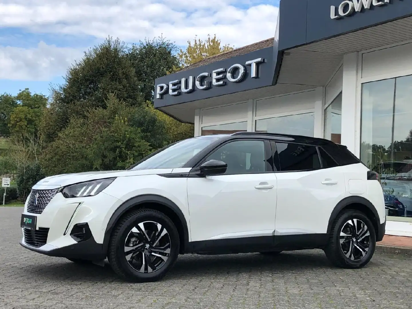 Peugeot e-2008 e- GT Blanc - 1