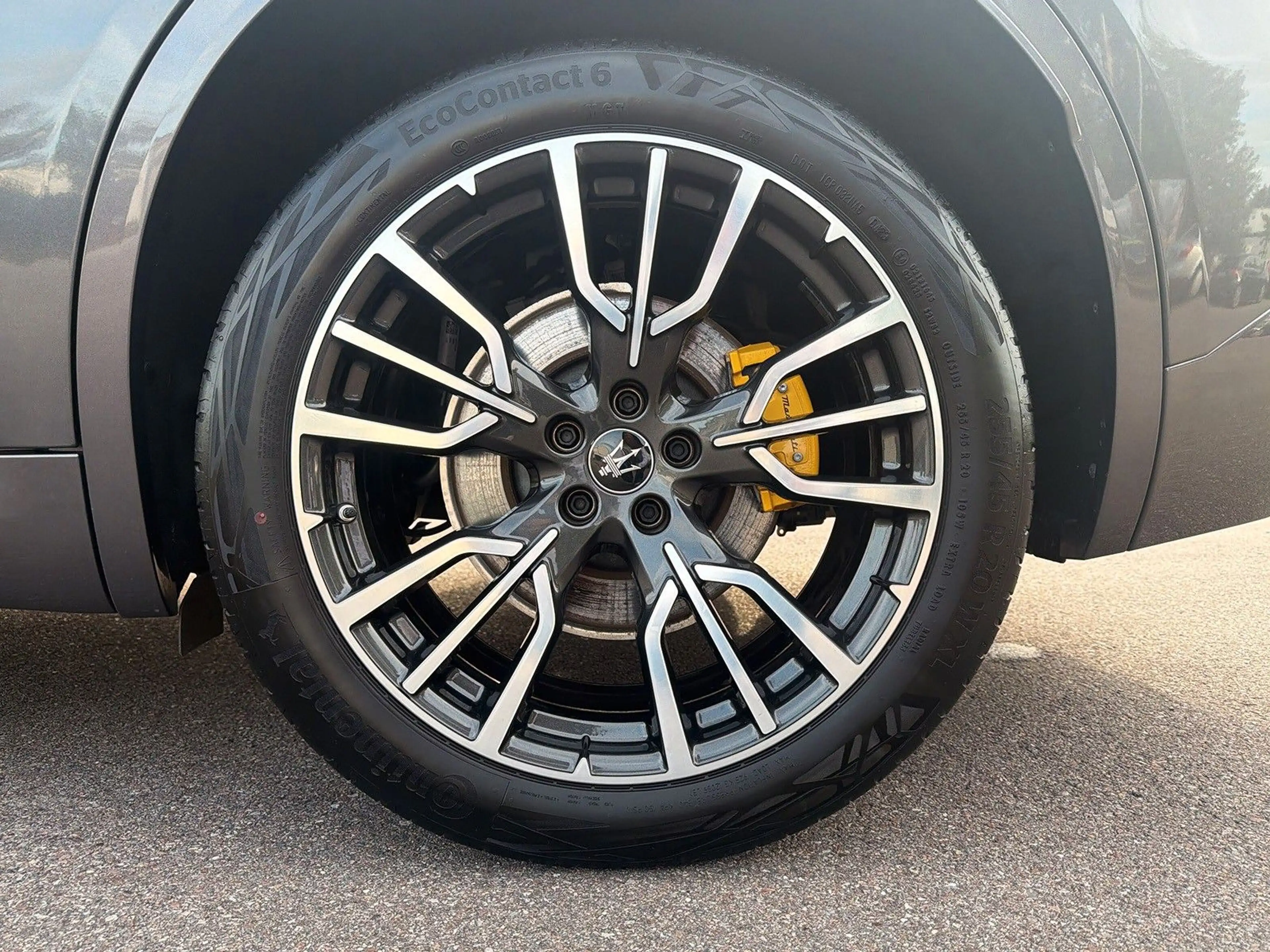 Maserati Grecale GT Hybrid AWD MJ 23 AHK ACC LED SD — photo 2
