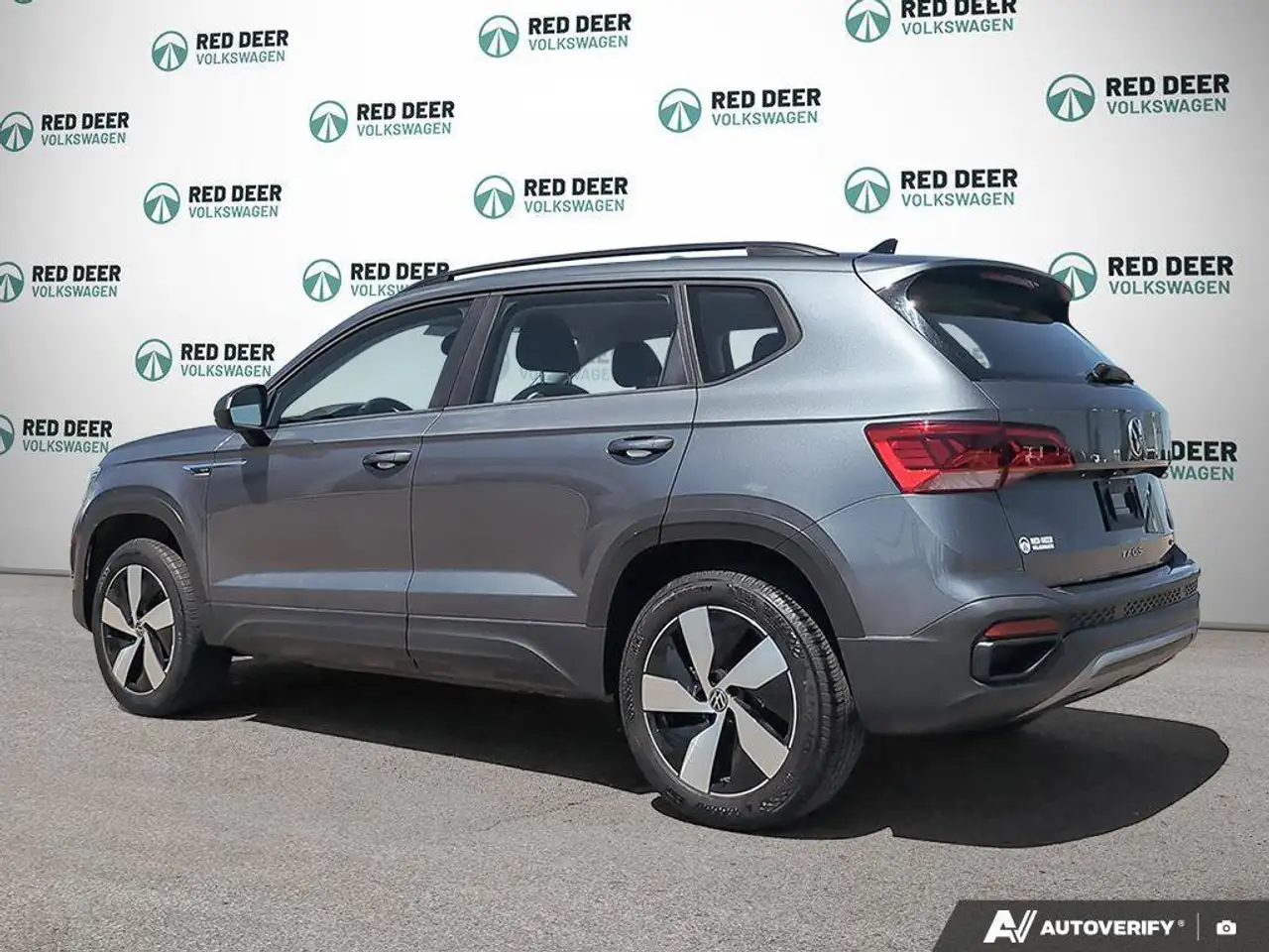 Volkswagen Taos снимка Volkswagen Taos