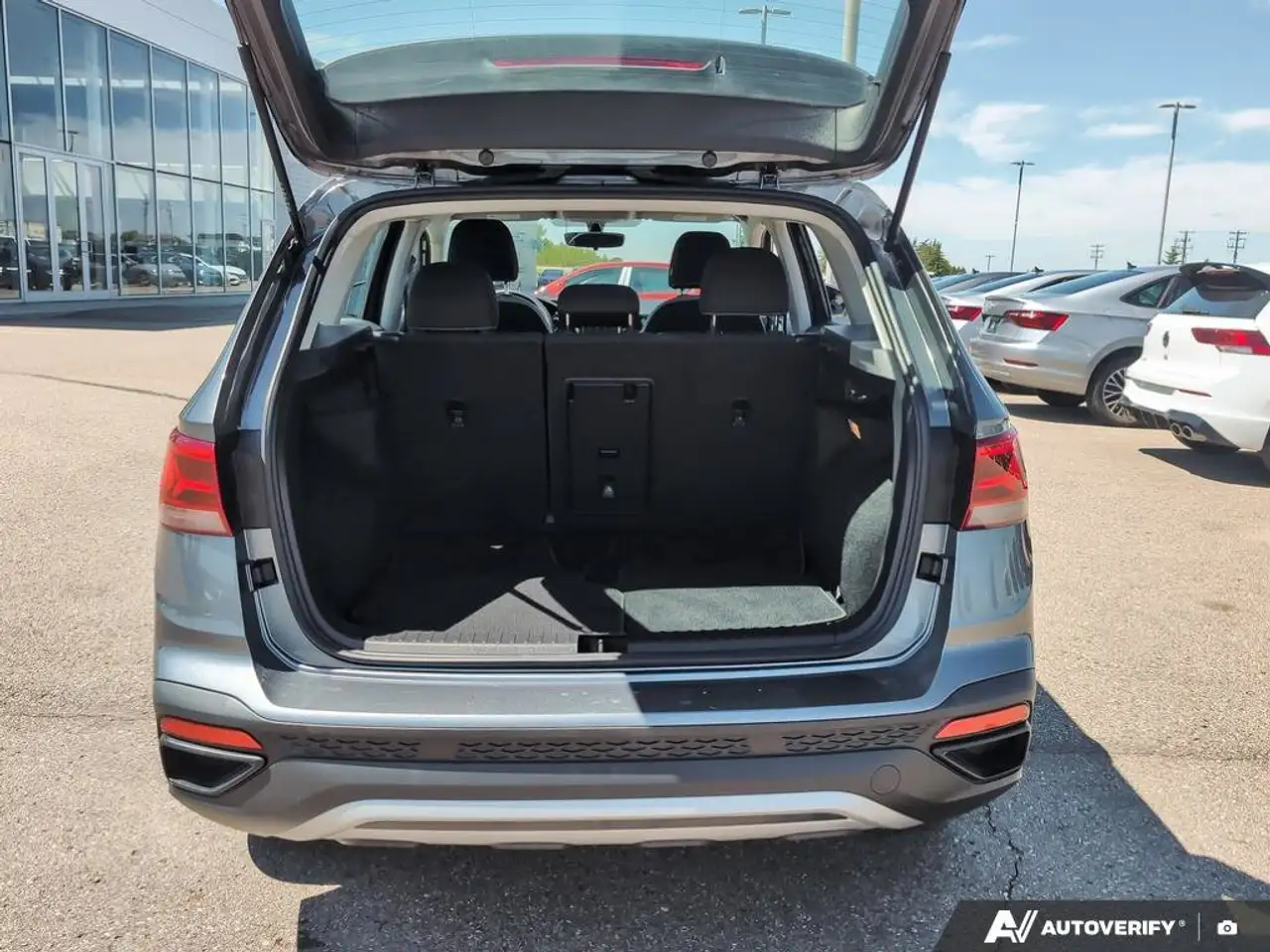 Volkswagen Taos снимка Volkswagen Taos