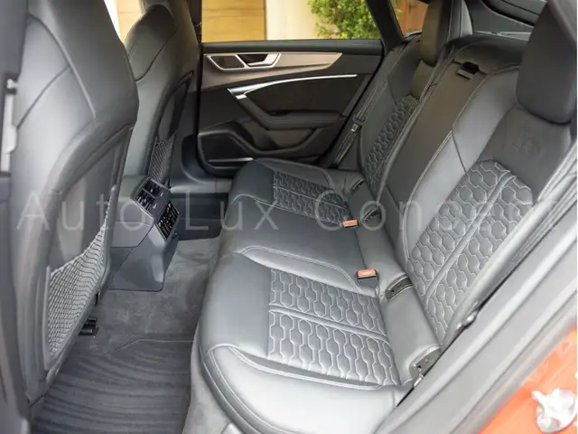 Audi RS7 view 8