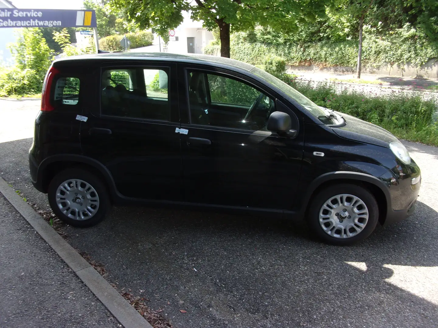 Fiat Panda Pandina 1.0 GSE Hybrid Schwarz - 1