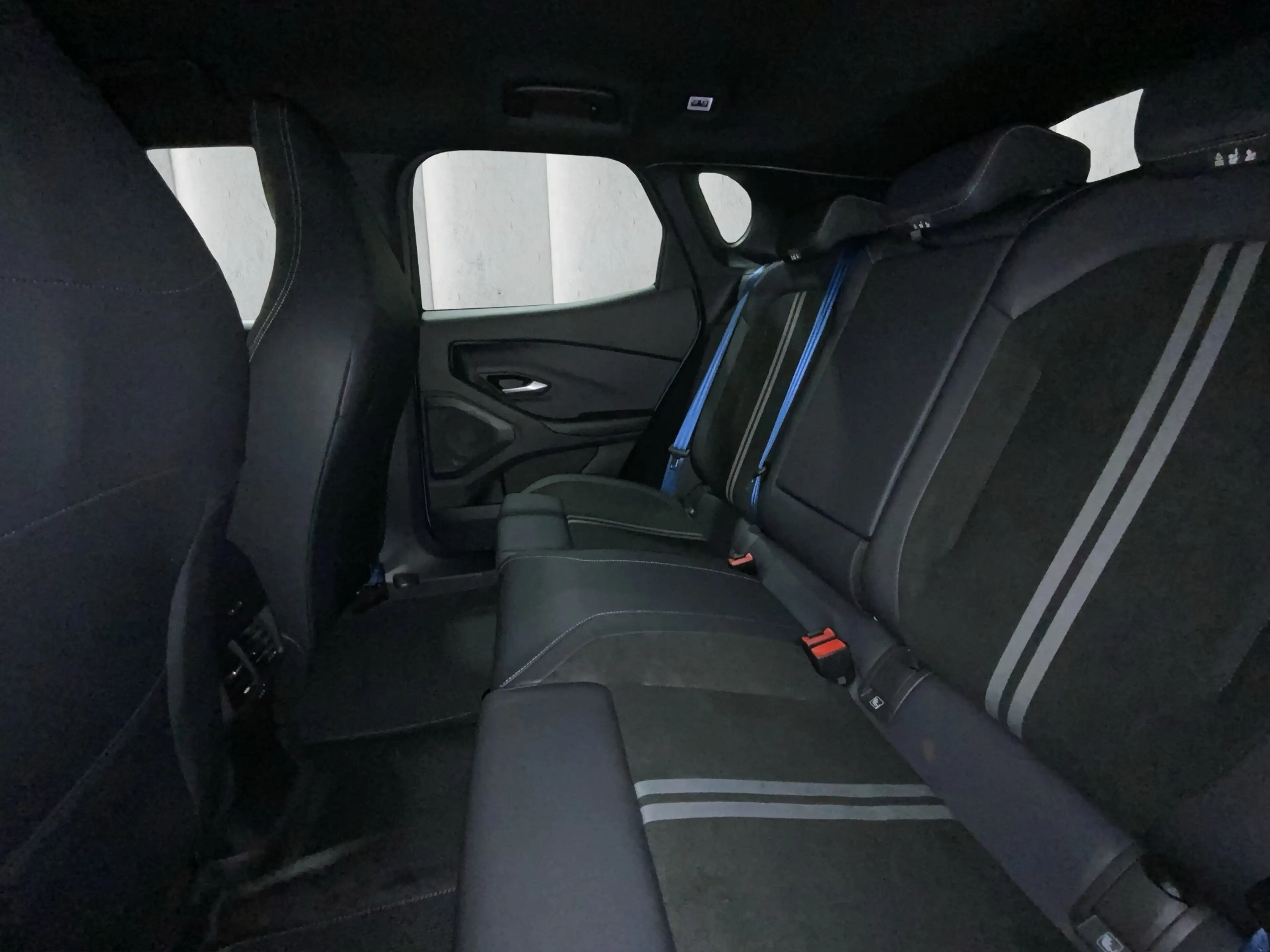Ford Capri Collection Extended Range 79kWh RWD Sports Utility — photo 11
