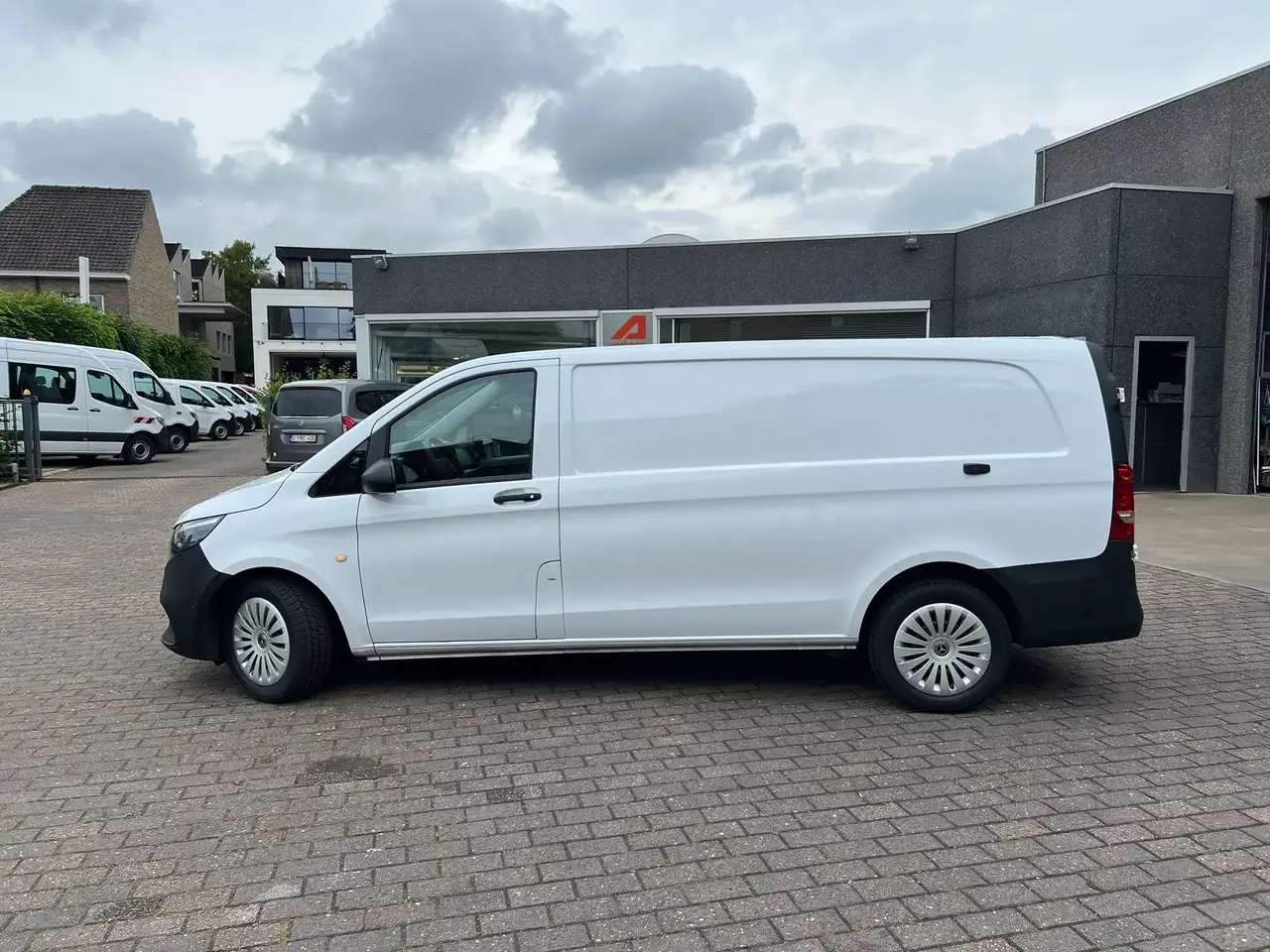Mercedes-Benz Vito 116 L3 RWD AUTO (32.500€ex.) — foto 8