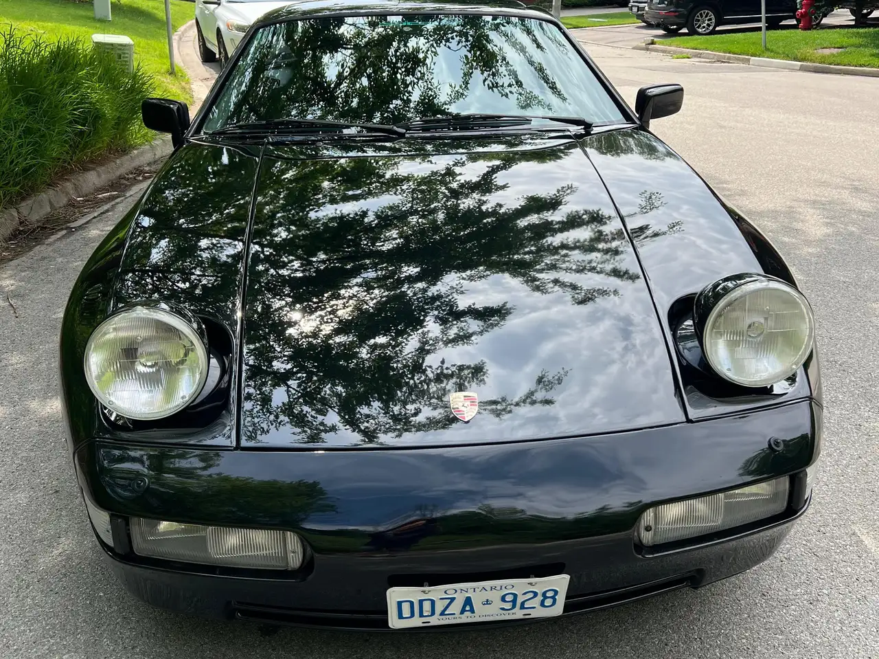 Porsche 928 photo Porsche 928