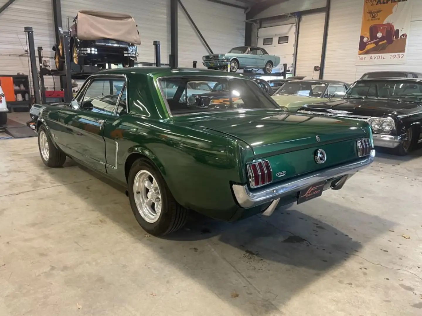 Ford Mustang COUPE 289 V8 Grün - 2