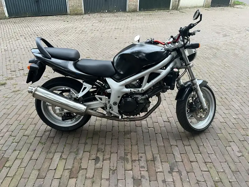 Suzuki SV 650 - foto 2