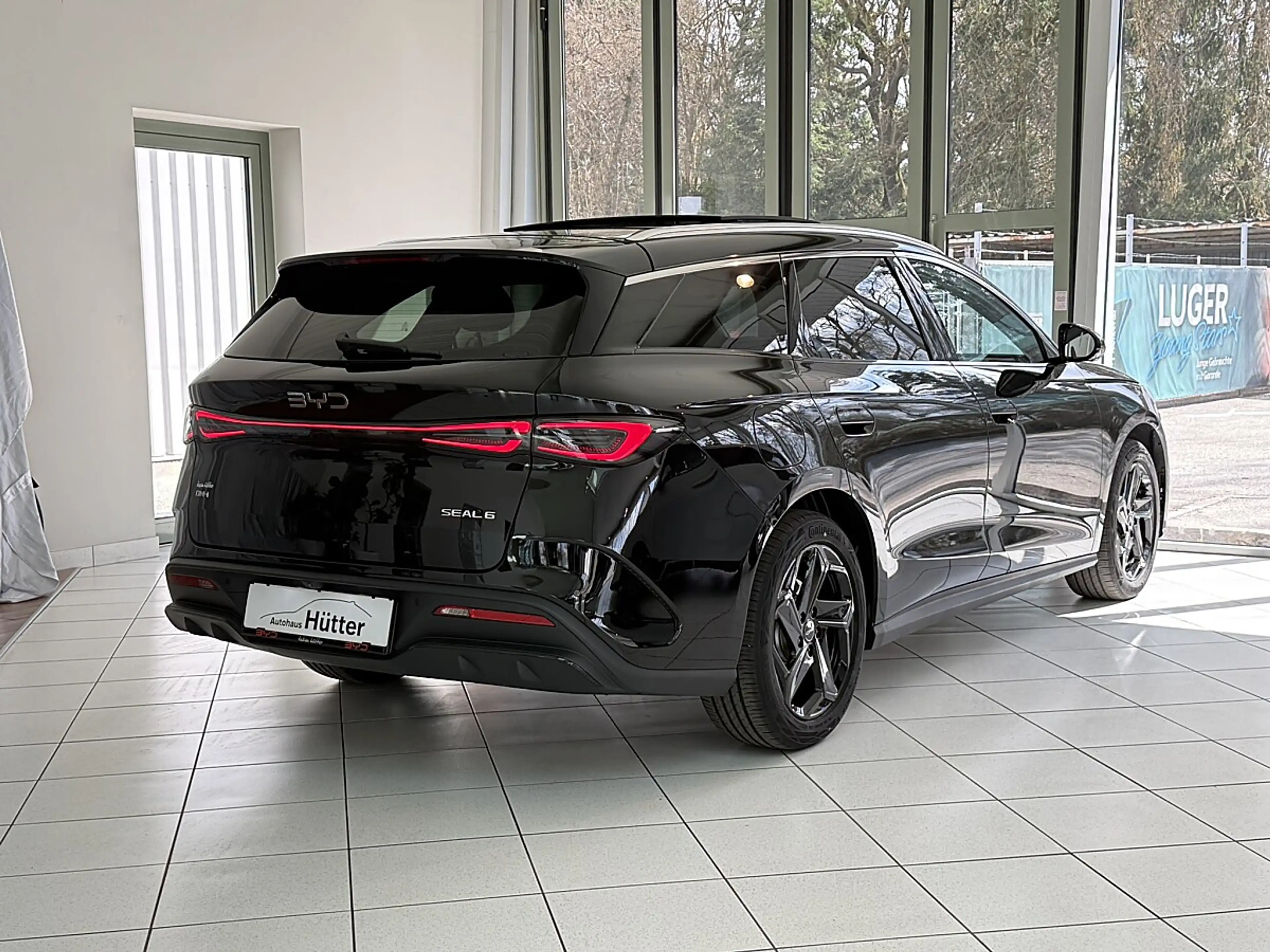 BYD Seal 6 DM-i Touring PHEV 19kWh Comfort Österreich Paket — photo 3