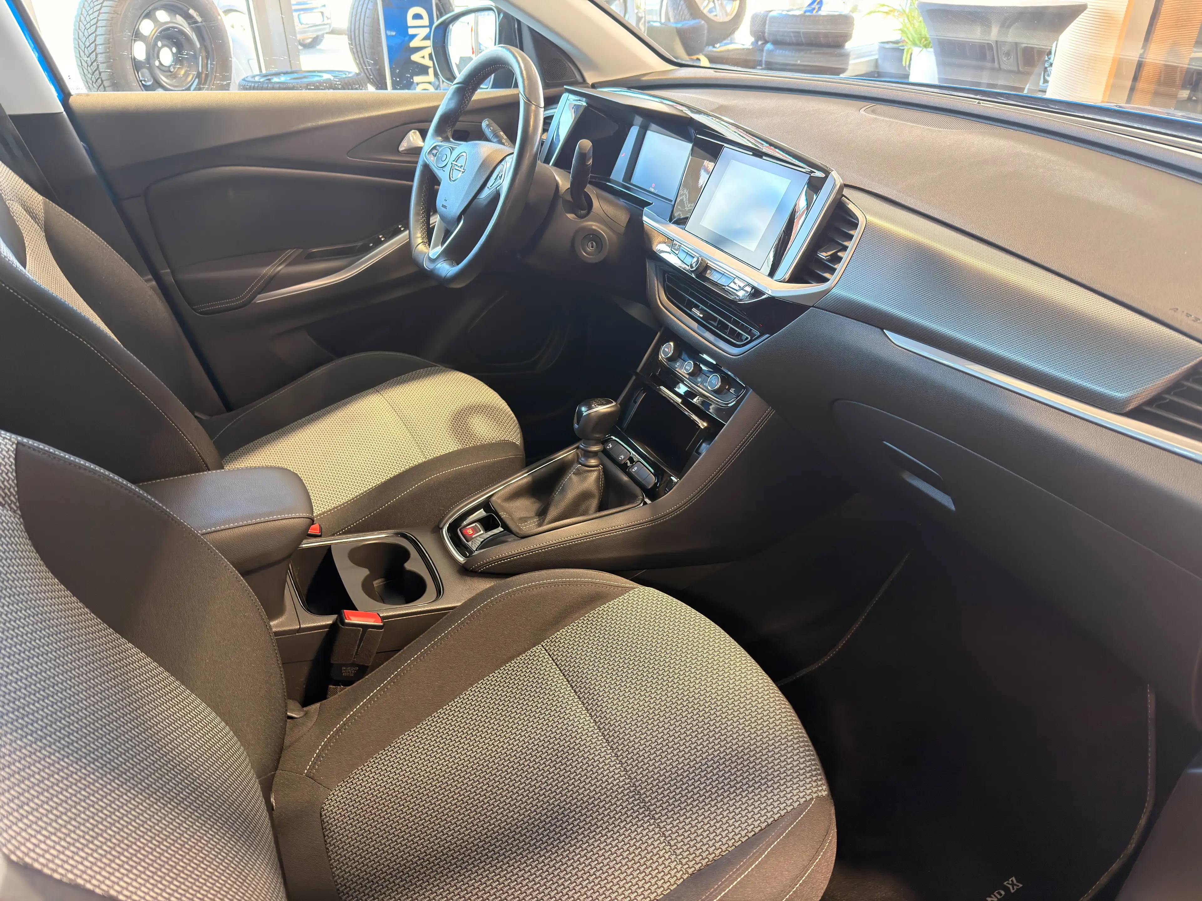 Opel Grandland X LED,Rückfahrkamera,Carplay.Sitz+Lenkradheizung,Alufelgen,PDC,USB! — photo 10