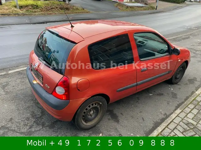 Renault Clio view 10