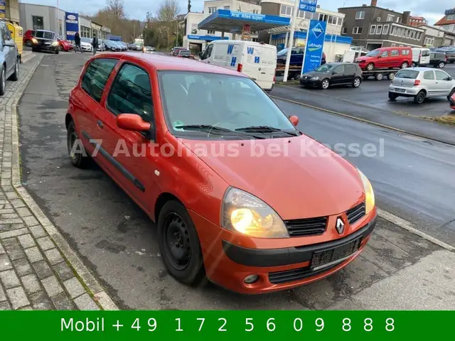 Renault Clio view 8