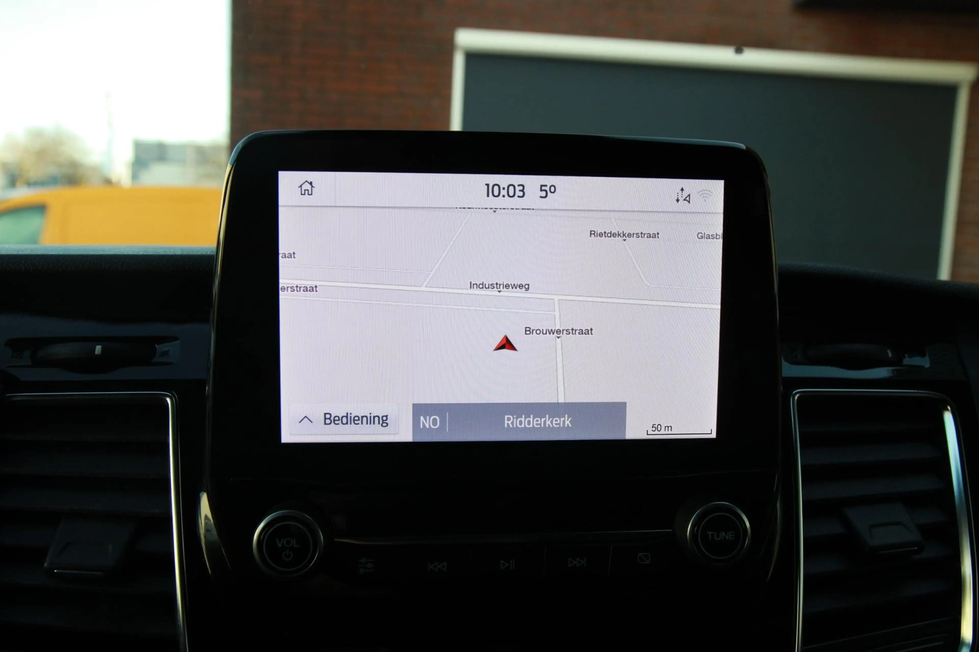 Ford Transit Custom 320 2.0 TDCI L2H1 Platinum Edition DC / Automaat 1 — photo 28