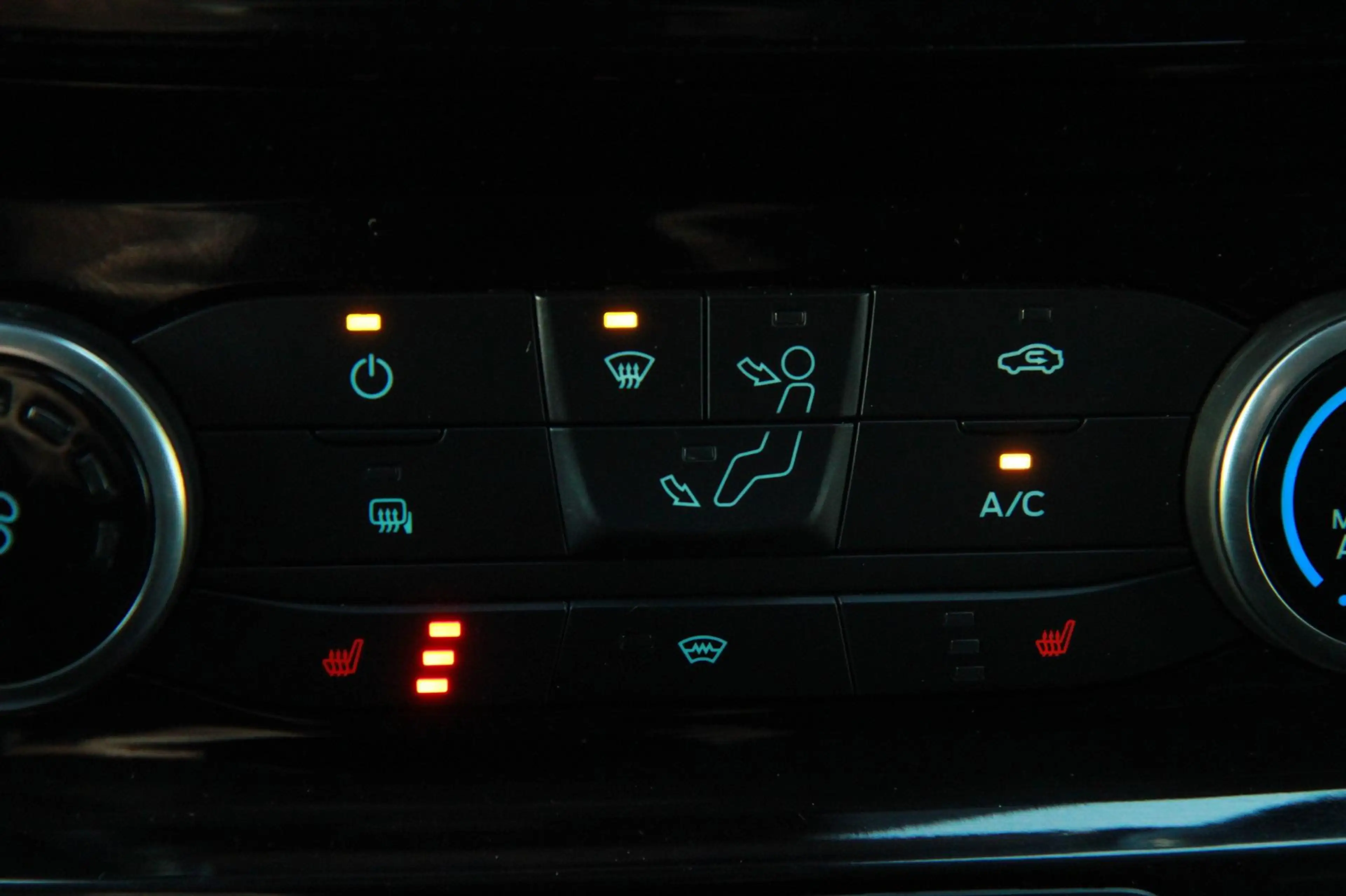 Ford Transit Custom 320 2.0 TDCI L2H1 Platinum Edition DC / Automaat 1 — photo 27