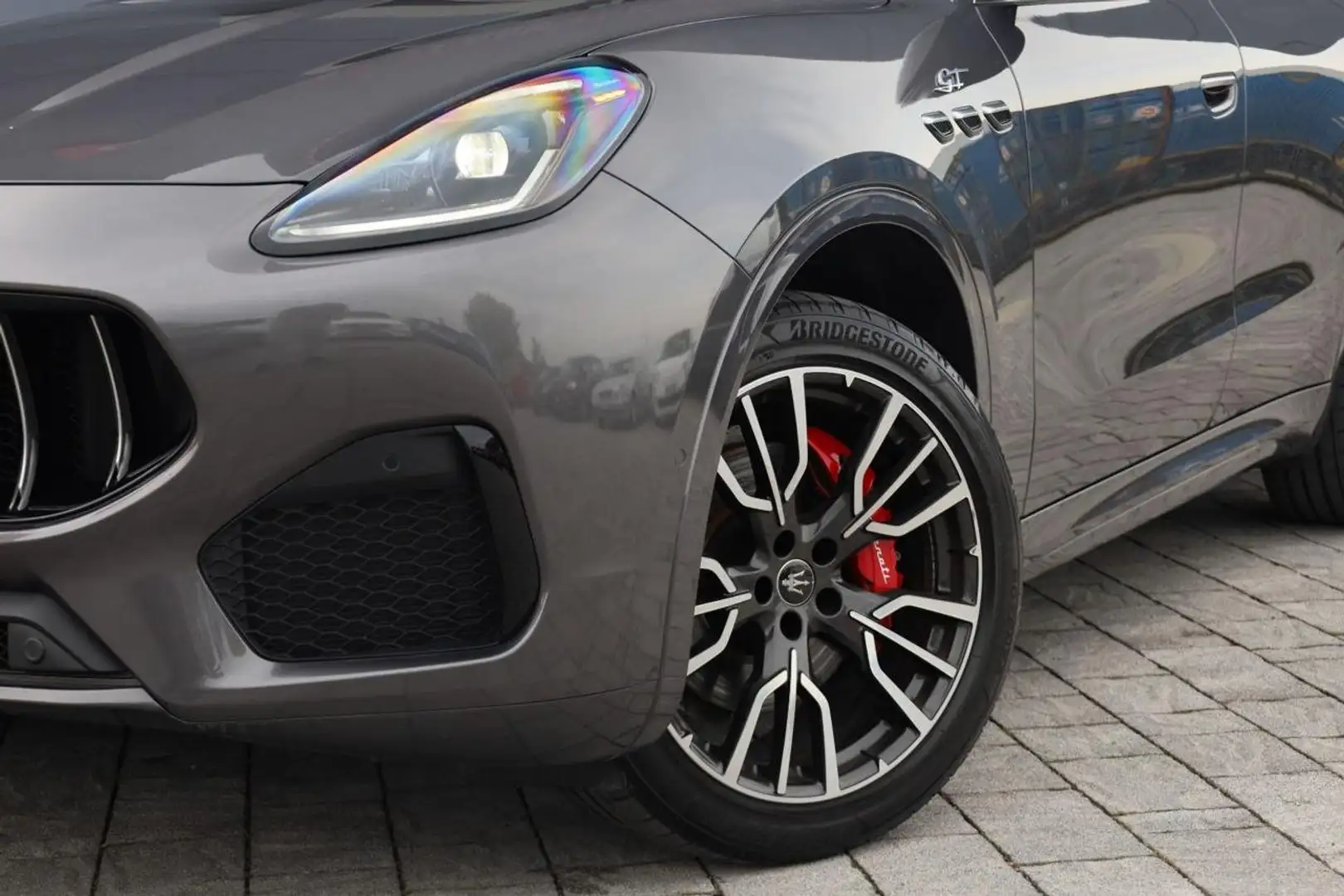 Maserati Grecale 300-cv-awd-gt-q4-elettrica-benzina - 1