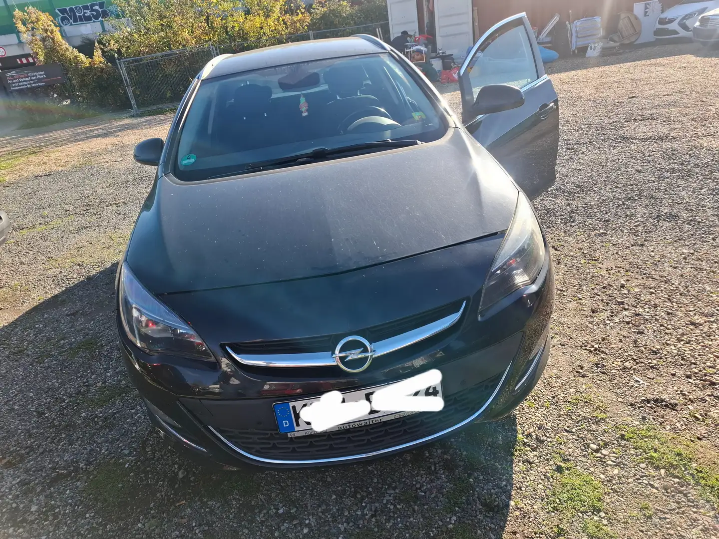 Opel Astra Exklusiv 1.6 Euro 6 Schwarz - 1