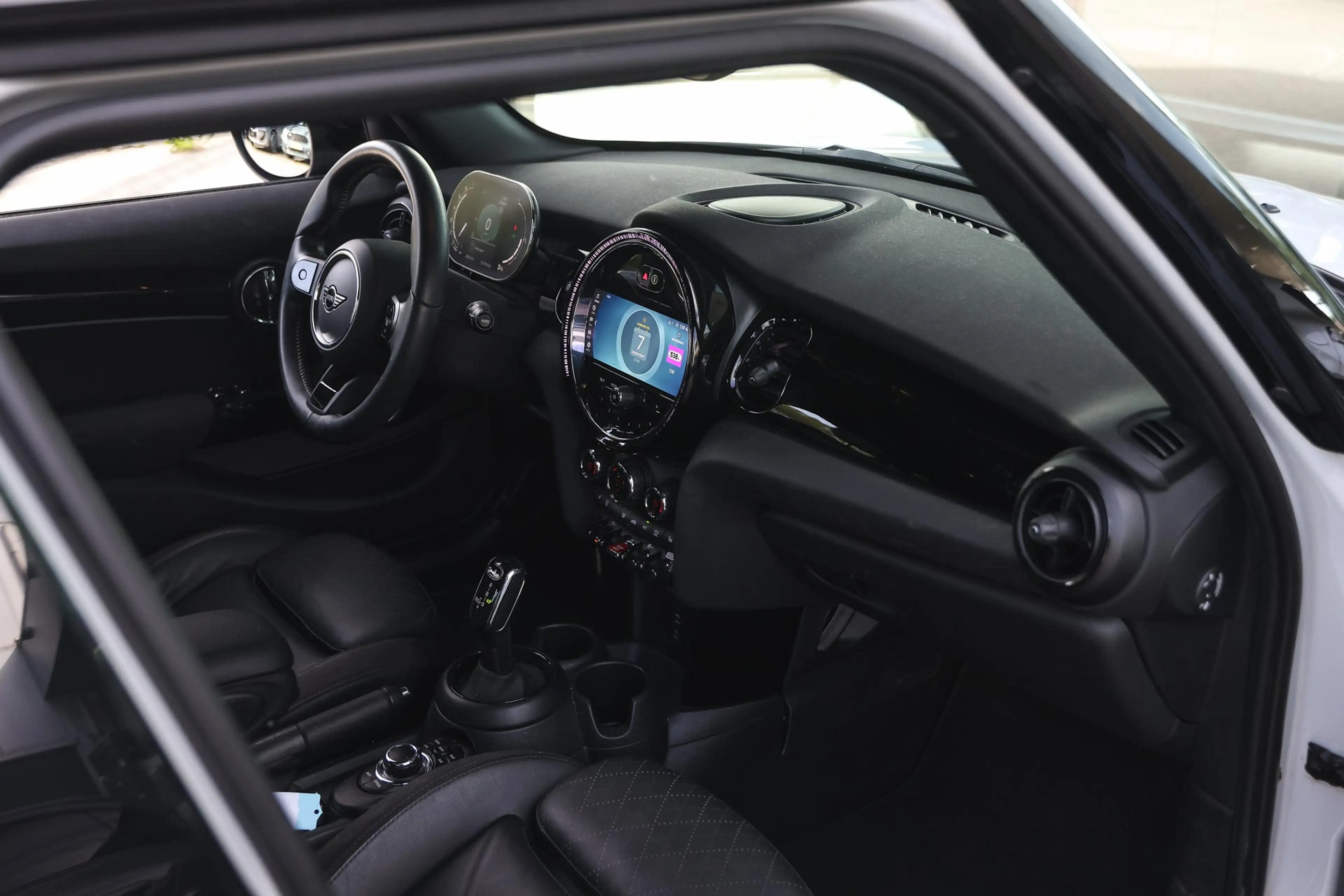 MINI Cooper S Hatchback Classic Automaat / Sportstoelen / Comfor — photo 11