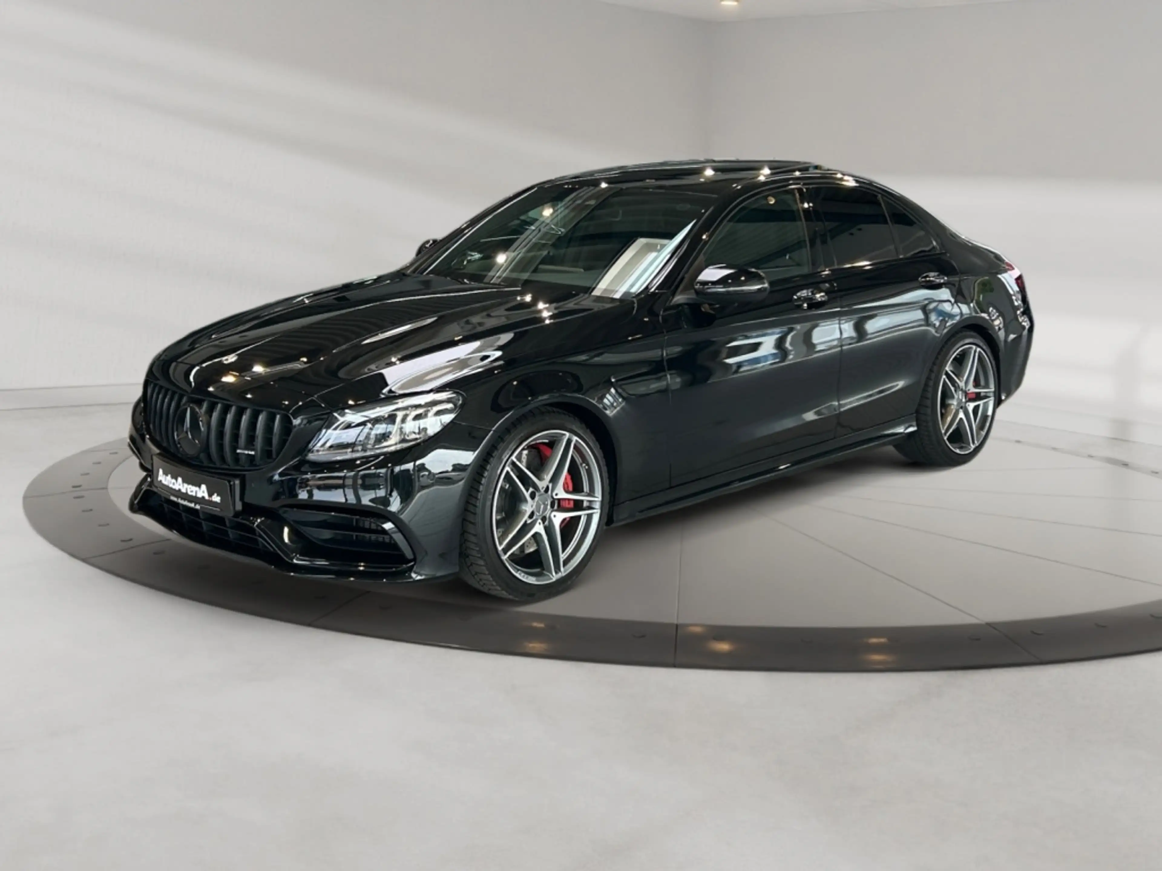 Mercedes-Benz C 63 AMG AMG +Comand+Burm+Carbon+Pano+Perf-AGA — photo 2