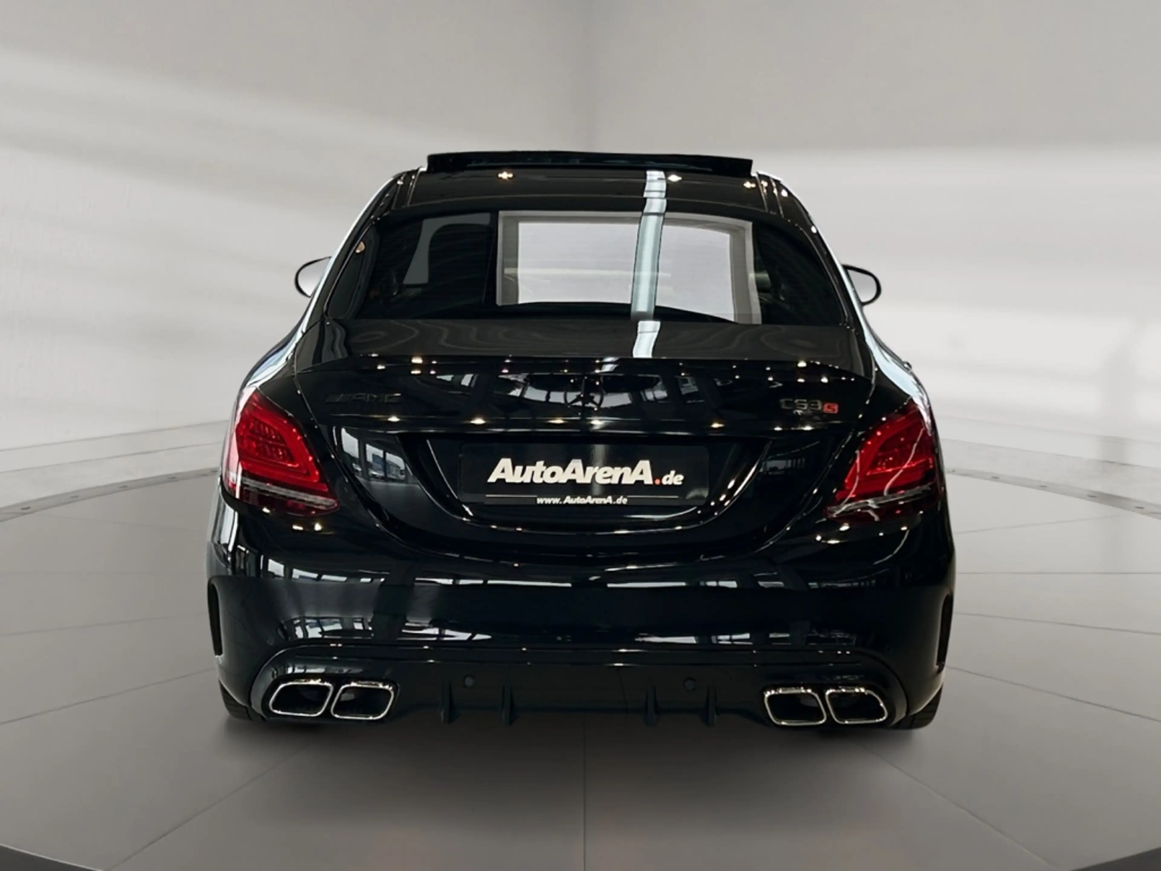 Mercedes-Benz C 63 AMG AMG +Comand+Burm+Carbon+Pano+Perf-AGA — photo 7