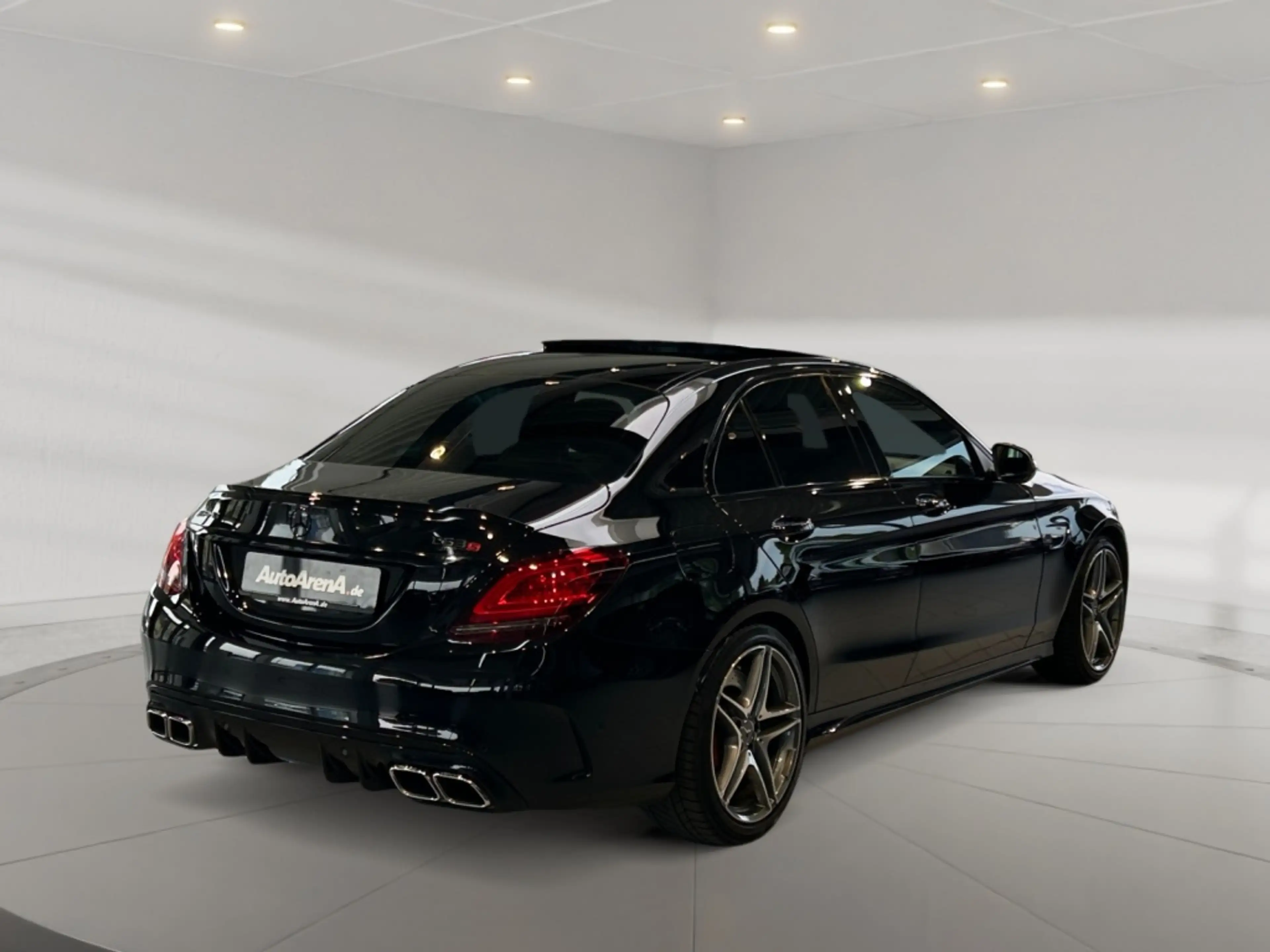 Mercedes-Benz C 63 AMG AMG +Comand+Burm+Carbon+Pano+Perf-AGA — photo 5