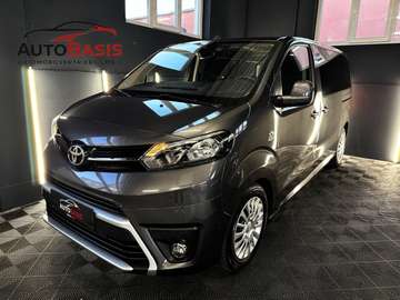 Proace Verso 2,0 D-4D 150 Family 8-Sitzer/Kamera/PDC/2xSchiebetüre/Keyless