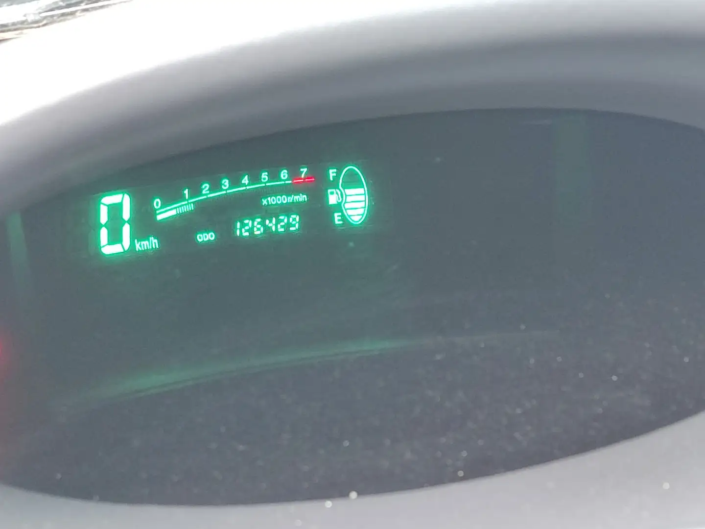Toyota Yaris 5p 1.3 Luna - 1